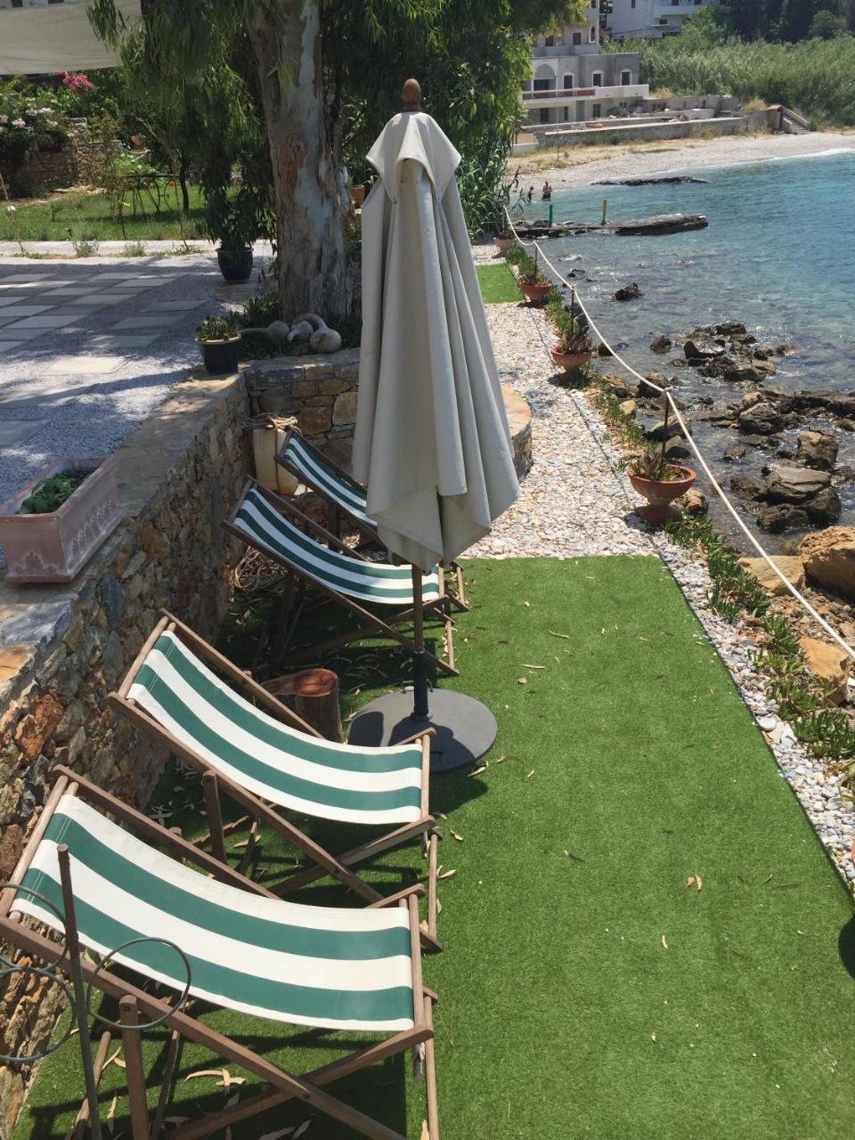 Roditses Beach Sea Front Apartments Samos Town Exterior photo